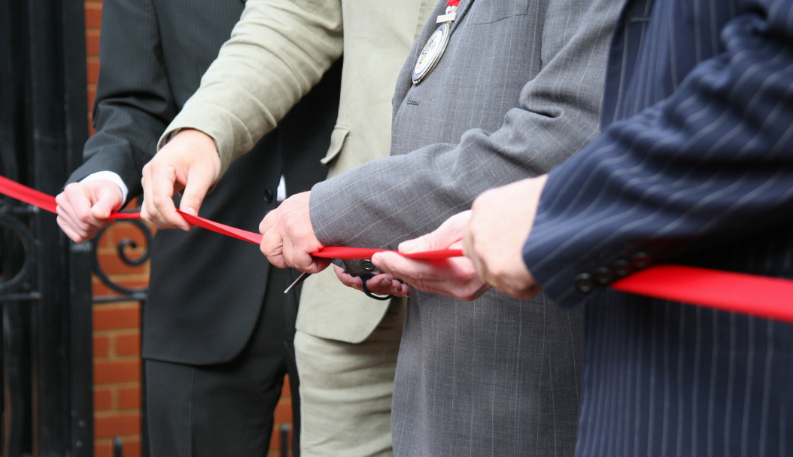 多元化探索階段